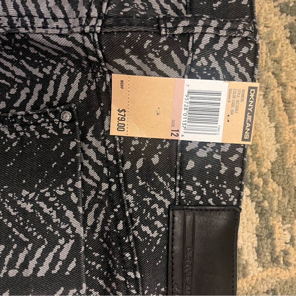 DKNY Jeans Black and Gray Patterned Pants